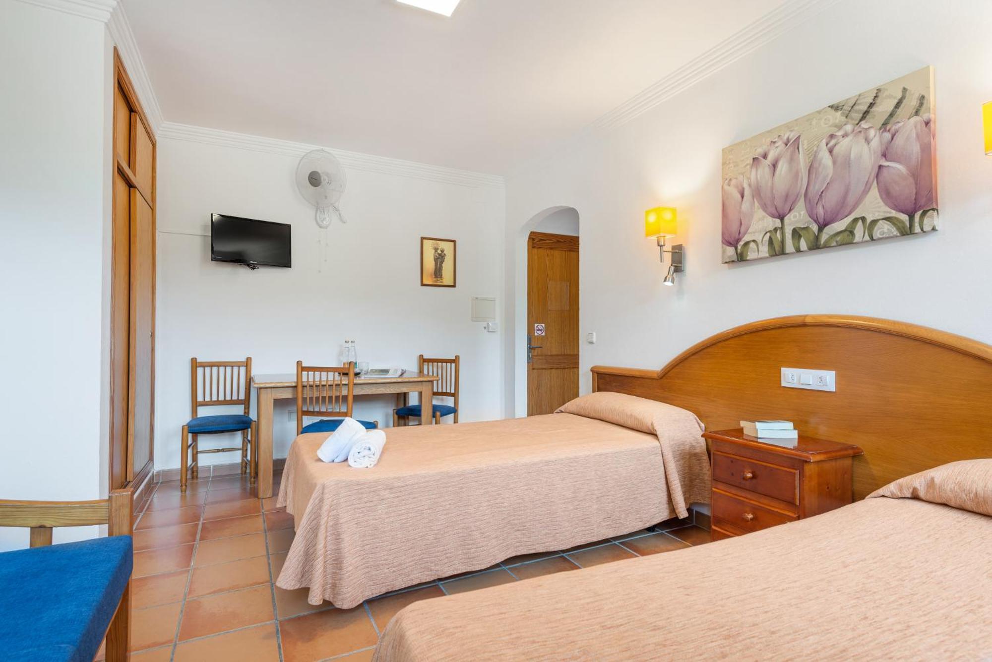 Santuari De Lluc Hotell Exteriör bild